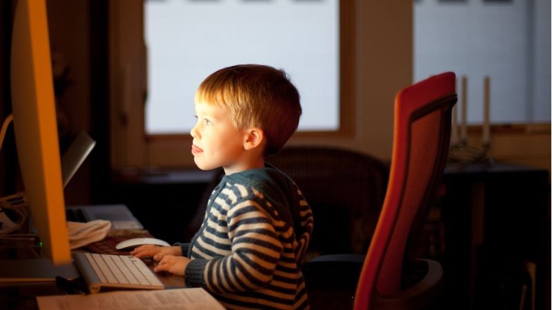 computer-child